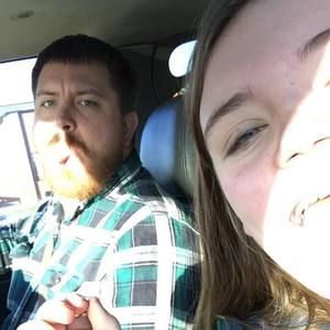 Meet your Posher, Mia